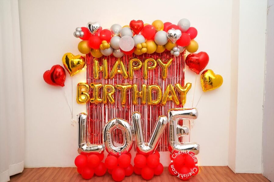 Red Theme Romantic Birthday Decor